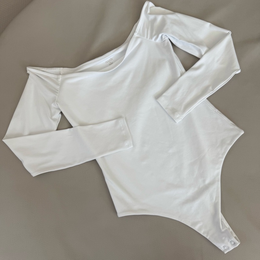 Nuuds White Long Sleeve Bodysuit